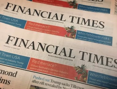 Ο CEO των Financial Times θα επιστρέψει 3,3 εκατομμύρια δολάρια από το μισθό του